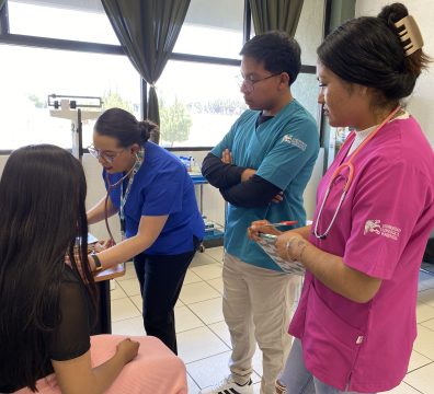 5 Señales de que Estudiar Enfermería es tu Vocación